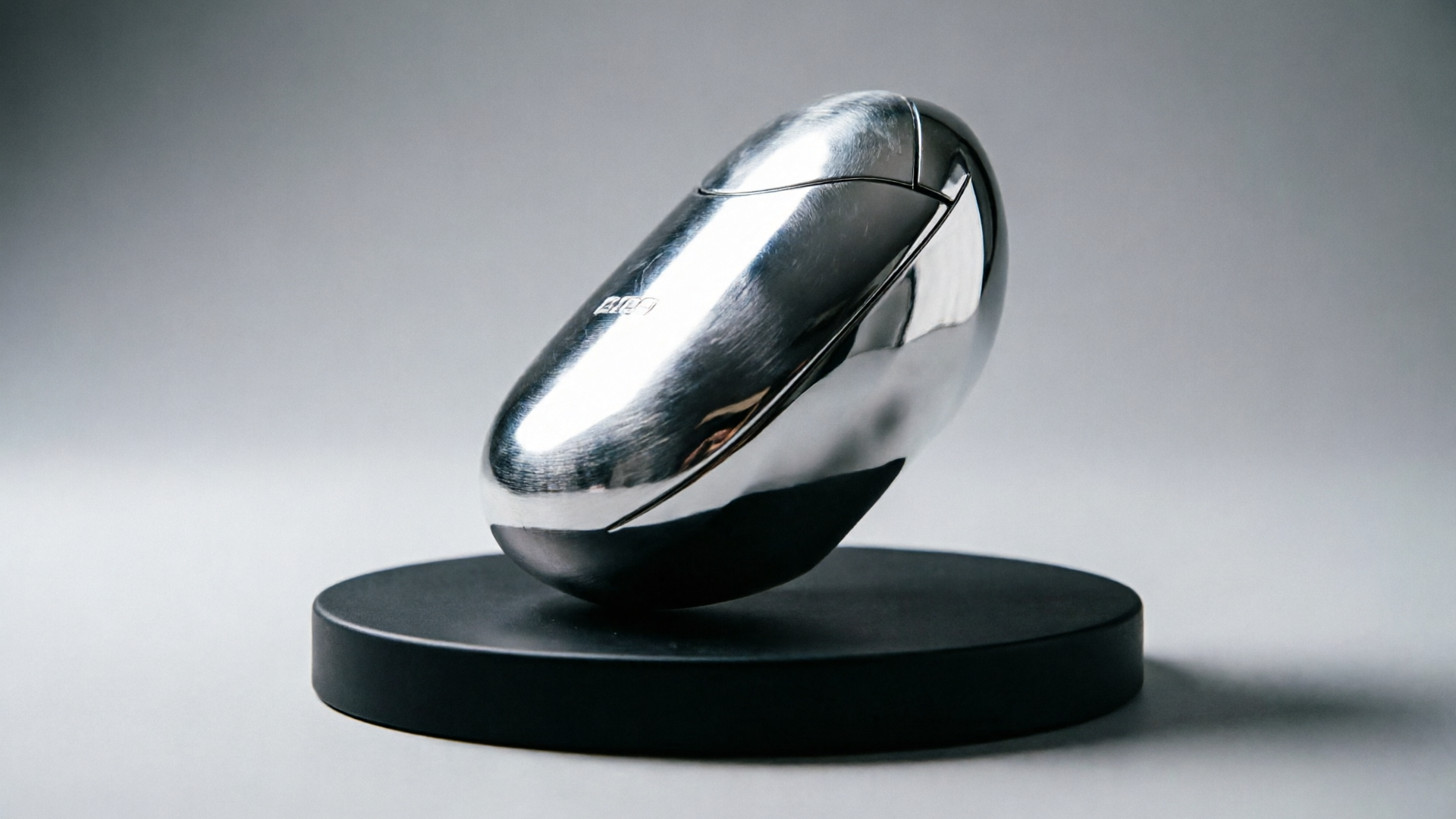 Rotating product on pedestal, studio loop