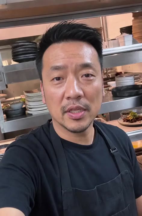 Kenji, Restaurant owner